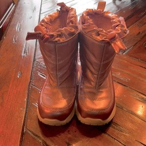 Girls Cat and Jack Winter Boots size 6t